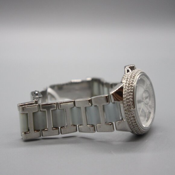 Michael Kors Watch - Picture 4 of 6